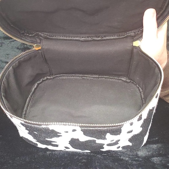 Cow Print Make-Up Bags - Picture 4 of 10